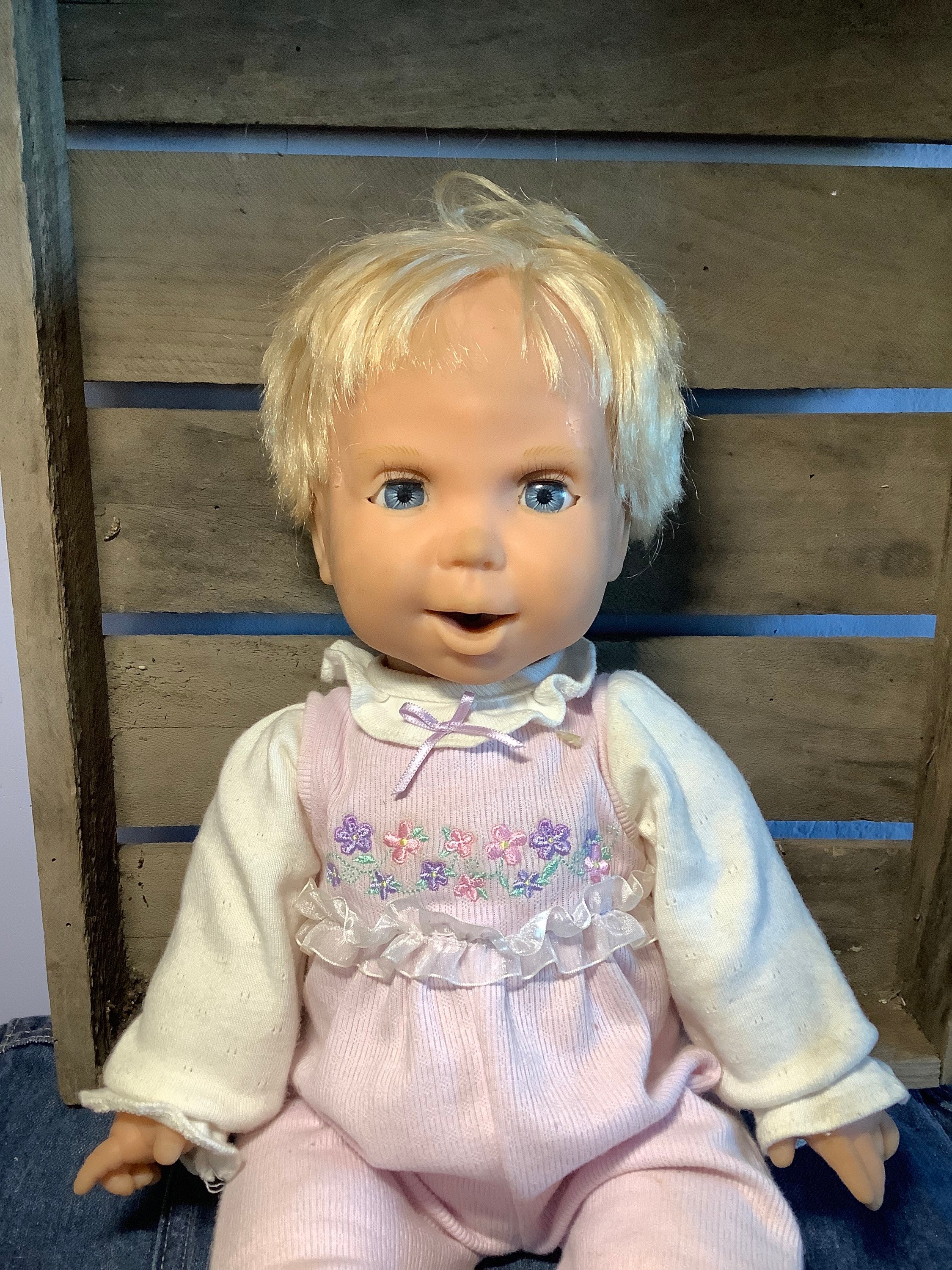 Baby alive sales doll 2000