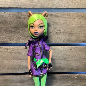 Dawn of the dance clawdeen sale
