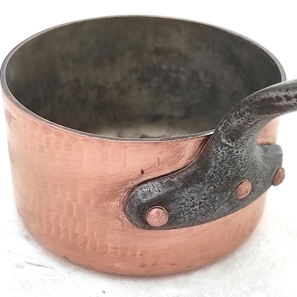 Vintage 5.7inch French Copper Saucepan| Made in France| Hammered Finish| Tin Lining| French Copper Cookware| 2.5mm Thick| 2.9lbs| Gift Idea!