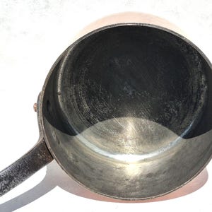 Casserole en cuivre française vintage de 8,1 pouces | Fabriqué en France| Finition martelée| Grande doublure en étain| 2,5 mm d&#39;épaisseur | 7 lb | Idée cadeau