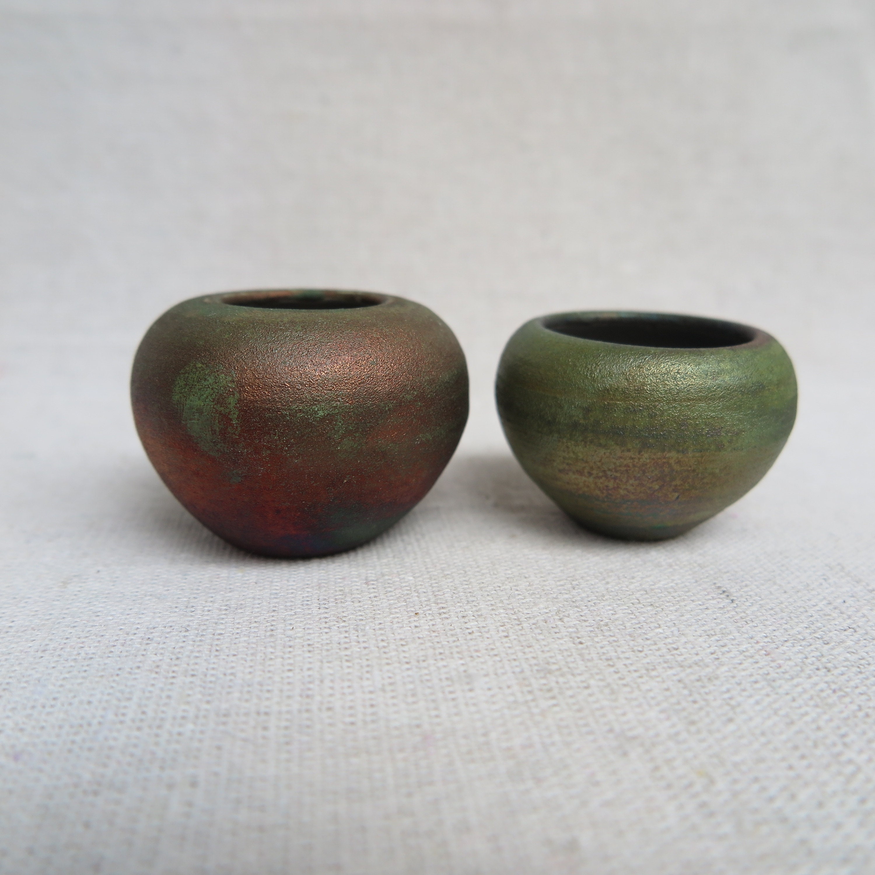 Jeremy Diller Tiny Raku Studio Pottery Vases / Greenish Iridescent / J