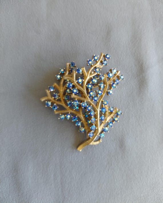 Trifari Tree Pin. * View 4