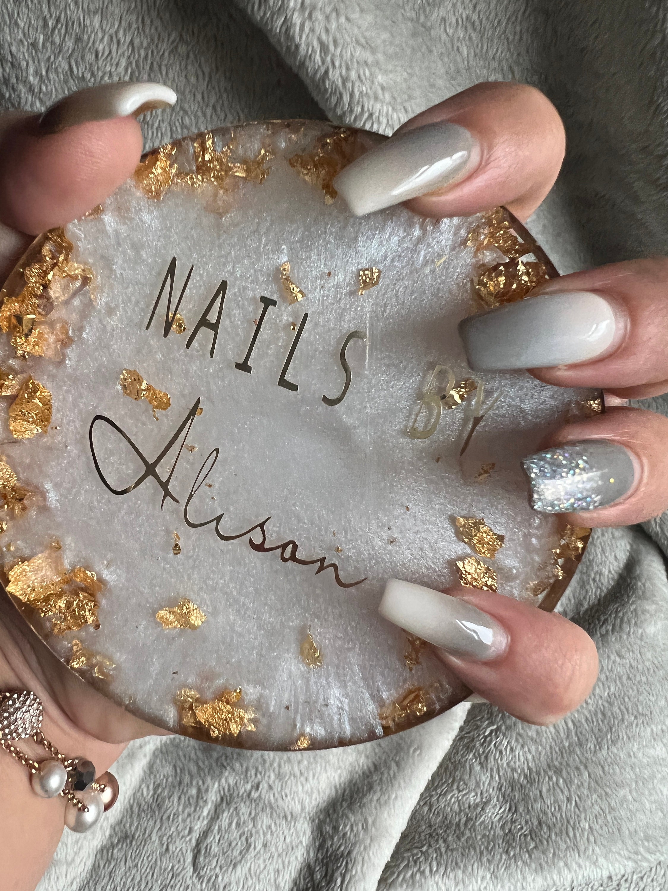 Manicure Table for sale 80 ads for used Manicure Tables