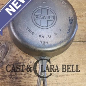 Very unique!  1930&#39;s Griswold #8 Large Block Logo 704 B Cast Iron Skillet.  Inside black iron, outside nickel patina