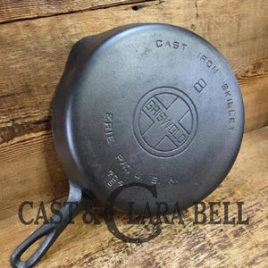 1930&#39;s Griswold #8 Cast Iron Skillet with Large Block Logo, 704 S.  Perfect for gas and electric cooktops!