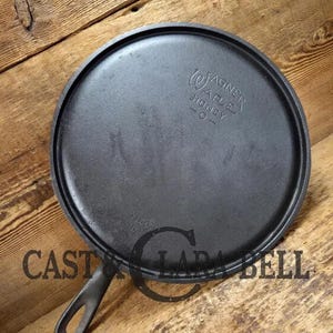 Priced To Sell!  Vintage Grilled cheese!  1930&#39;s WagnerWare #9 Round Cast Iron Griddle, 1109