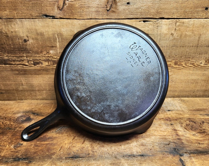 HUGE Largest Deep Skillet Wagner Made Wagner Ware Deep Skillet With Heat Ring and Stylized Logo