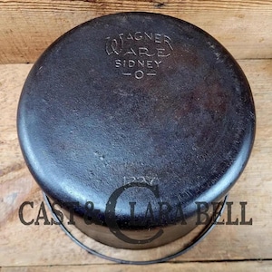 Priced to Sell 1930's #7 Wagnerware Sidney flat bottom kettle.  PERFECT daily user for soups, stews and chili!