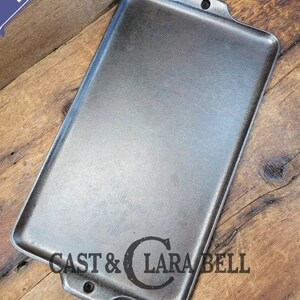 Don't Miss This!  Very hard to find Griswold "Cookie Sheet" Grill Pan.  P/n 1103