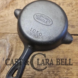 Collectible Wagner &quot;00&quot; Ashtray / Spoon Rest.  Small Novelty cast iron skillet for display or stove!  Fully Restored so no smoke issues.