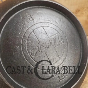 Beautiful 1930's #4 Griswold (#782) Scotch Bowl (aka candy kettle).  Hard to find really cook bowl for bread proofing, soups, or decoration