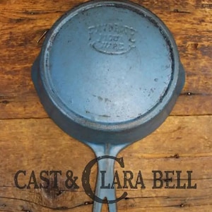 Very cool and HTF Favorite Piqua Ware #5 Blue Enameled cast iron skillet!