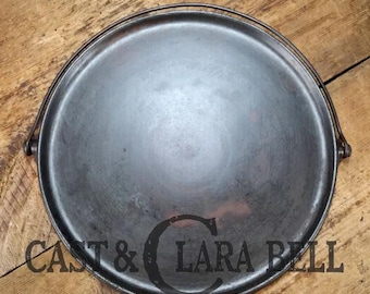 Priced to Sell! Beautiful hard to find Griswold ERIE 1st Series #12 Round Griddle with Bail!  You don't see these often!