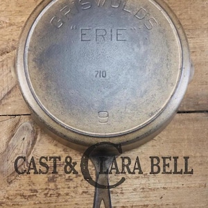 Whoa Unique!  1905-06 &quot;Griswold&#39;s Erie&quot; #9 Cast Iron Skillet. Beautiful transition piece between Erie and Early Slant Logo.