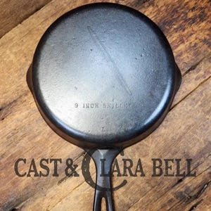 Great Gift!  1930&#39;s Wagner Unmarked #6 Cast Iron Sautee Skillet.