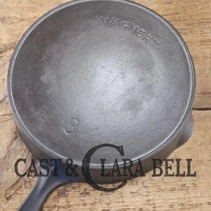 1891-1905! HTF 1st Series Wagner #8 Arc Small logo cast iron skillet.  Earliest Wagner pattern made!