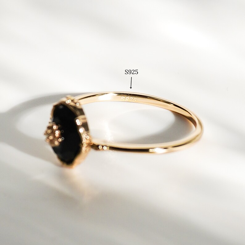 Dainty Black Onyx Ring Vintage Ring, Gemstone Ring, Gold Victorian Ring, Stacking Ring, Simple Ring, Thin Ring, Gift for Her, Mom Gift image 6