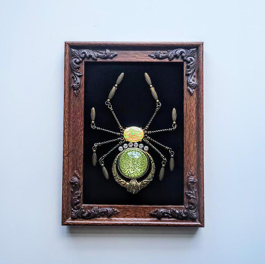 Halloween Spider Vintage Style Frame Jeweled Art Big Spider Wall ...
