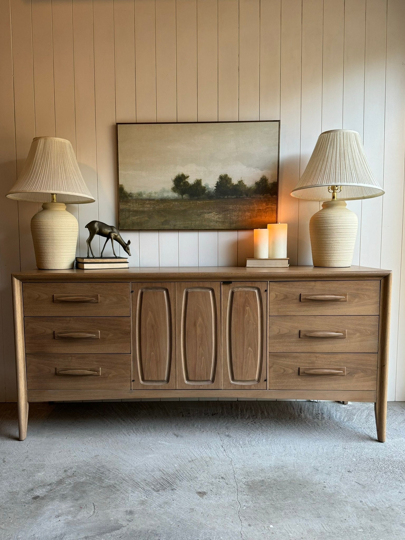 Broyhill emphasis sale dresser