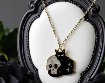 Witchy Cat and Skull Necklace – Gothic Halloween Pendant on 16–18 Inch Chain