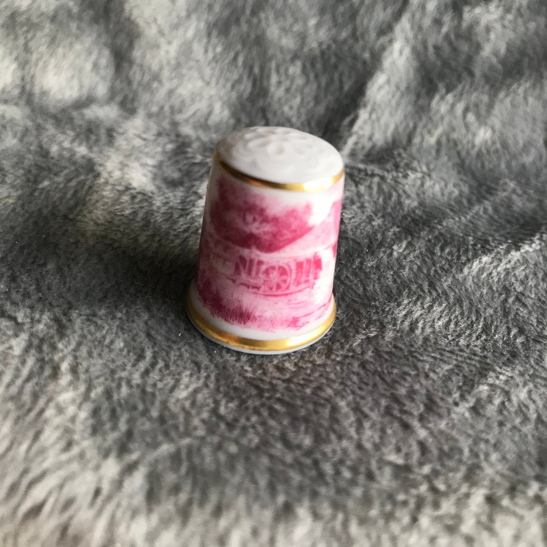 Vintage Thimble Kaiser Porcelain, Red Willow Country Scene, Gold Trim