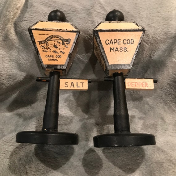 Vintage Wooden Lamp Posts Cape Cod Souvenir Salt and Pepper Etsy