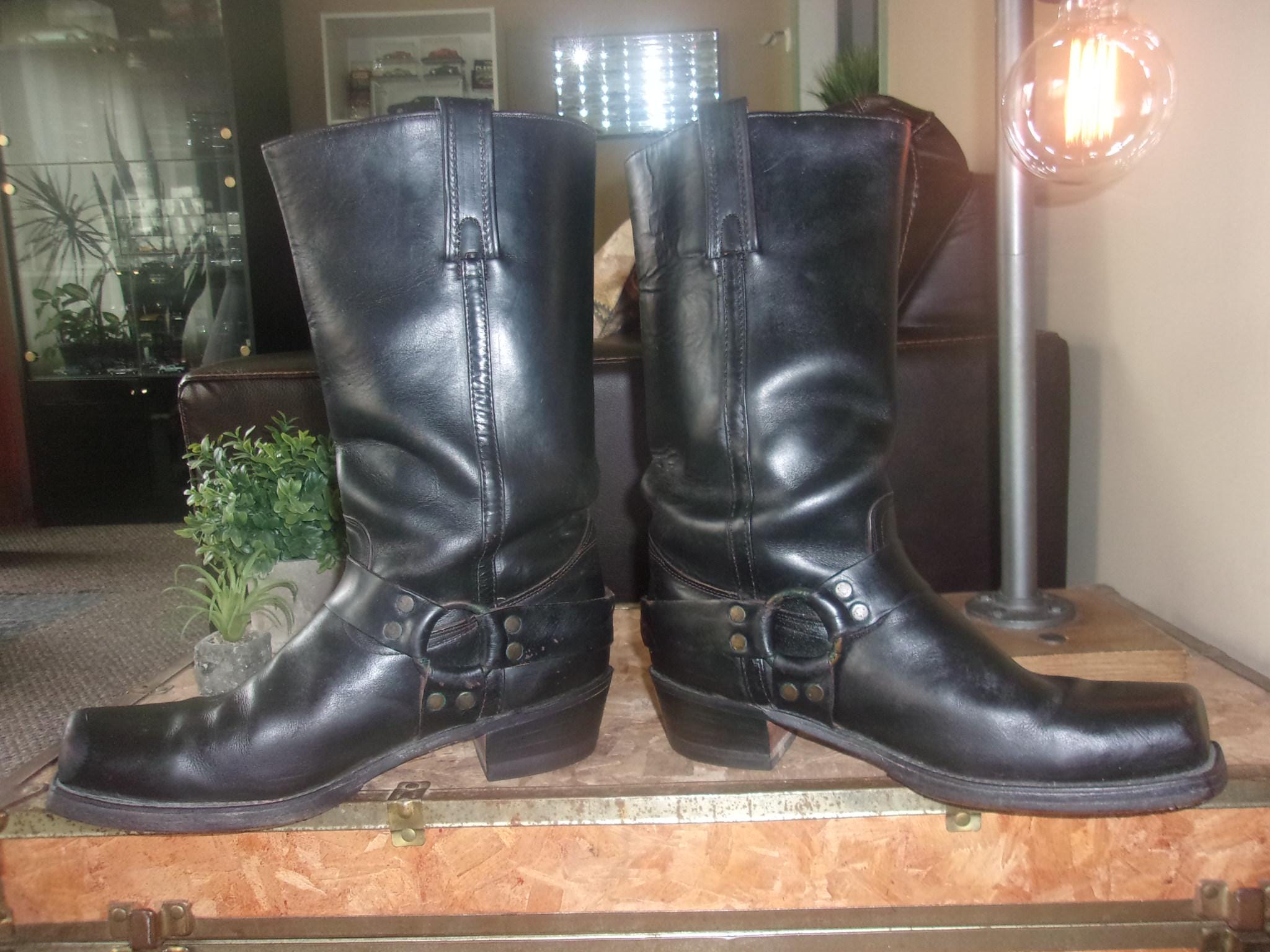 Frye Black Leather Side-Zip Ankle Boots/ Vintage RARE!!! Frye Black Ankle Boots - Etsy main image 4