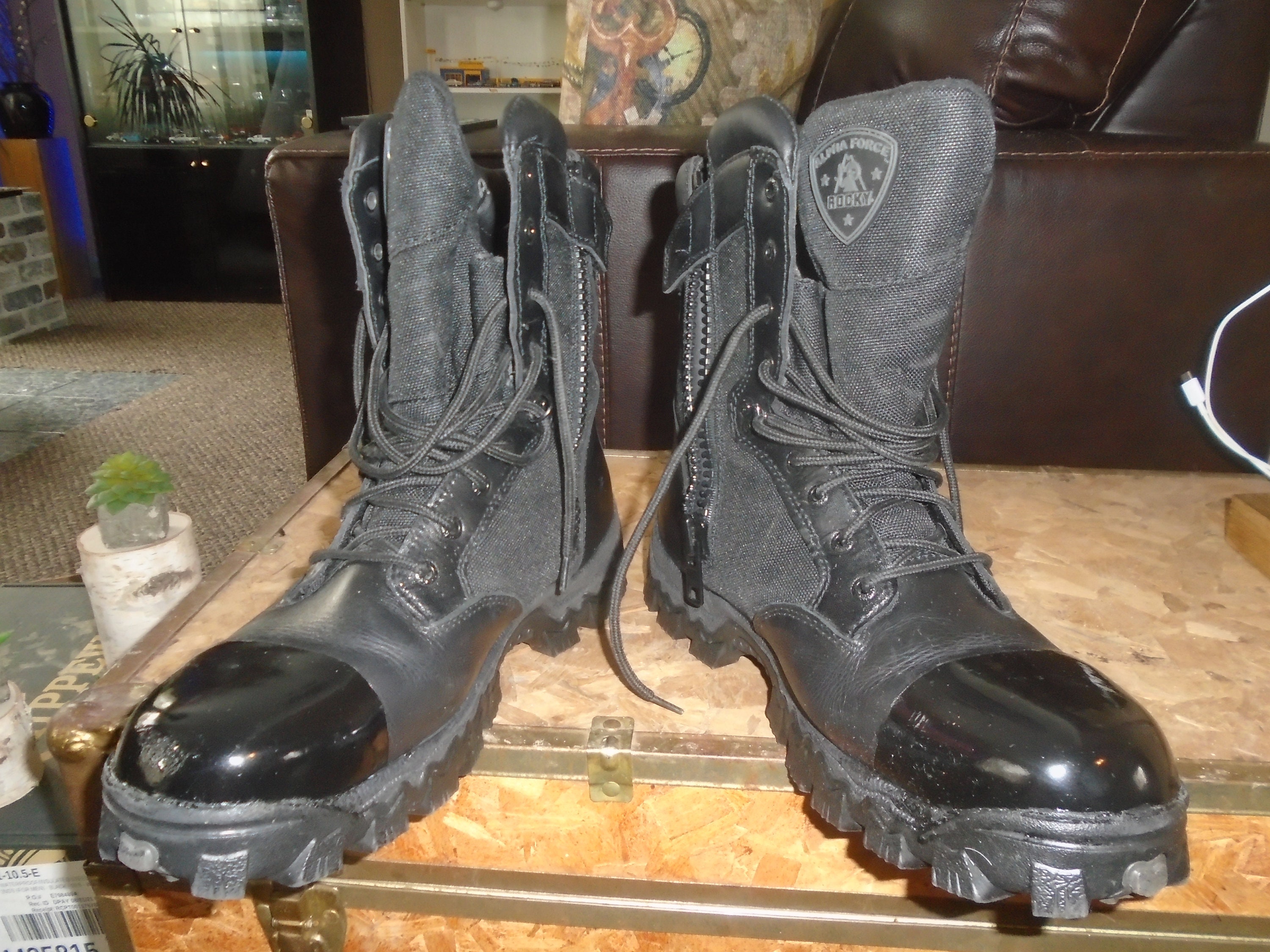 Rocky boots police discount