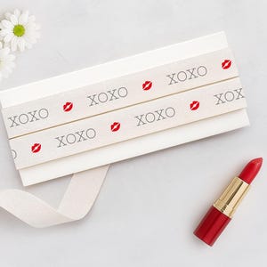 Cinta XOXO y Kiss - 15 mm (5/8”), 9 m (10 yardas) de algodón para regalos de San Valentín, embalajes románticos, notas de amor y decoración de labios rojos.