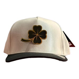 Gorra Trebol Placa Snapback Premium Kamel