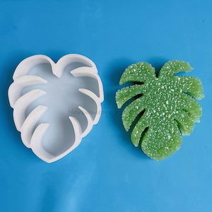 Monstera Leaf Car Freshie Mold - Large Leaf Silicone Freshies Molds Oven Safe Baking Aroma Beads - DIY Candle Epoxy Resin Soap Molds