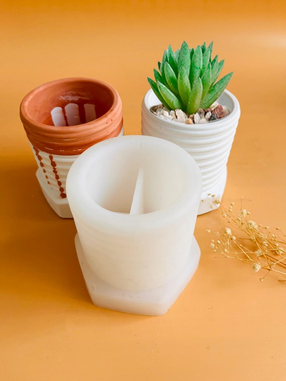 Stampo in silicone per vaso di piante a vite unico, stampo per vaso di  fiori in calcestruzzo a vite, stampo per recipiente di candela, stampo per  fioriera, stampo portaspazzole -  Italia