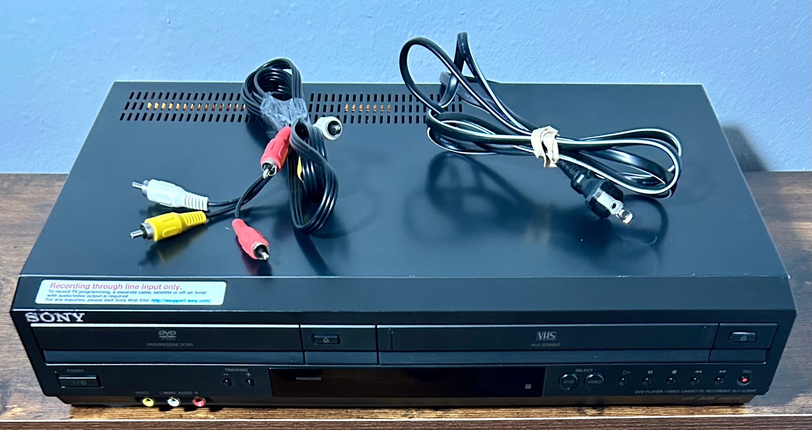 MAGNÉTOSCOPE LECTEUR CASSETTE enregistreur recorder VHS SONY SLVSE640 PAL SECAM EUR 149,90 MAGNÉTOSCOPE LECTEUR CASSETTE enregistreur recorder VHS SONY SLVSE640 PAL SECAM EUR 149,90