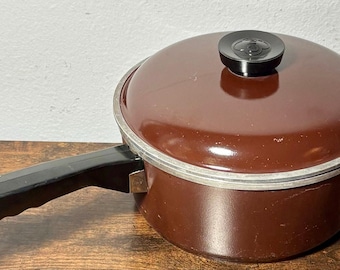 Vintage 1970s Club Aluminum Brown 3 Qt Sauce Pan/ Stock Pot with Lid