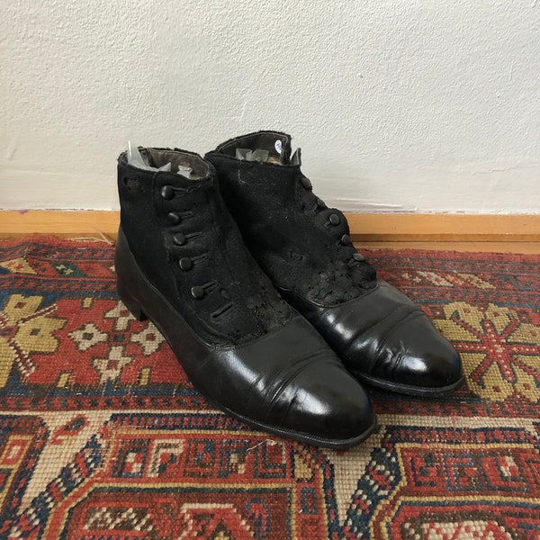 1900s Italian Edwardian Button Boots