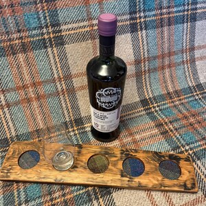 WHISKY TASTING FLIGHT Board for 5 Glencairn Whisky Glasses. Harris Tweed® Inserts, Recycled Oak Whisky Barrel, Whisky Gift image 2