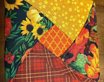 Quilted Fall Potholder: 100% Cotton, Heat Resistant Insul Bright