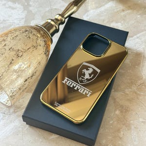 Obudowa na iPhone&#39;a z 24-karatowego złota: luksusowy design samochodu, stal nierdzewna
