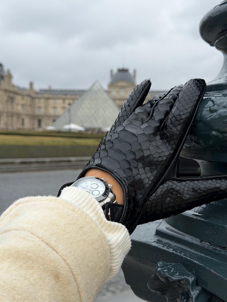 Luxury Python Leather Driving Gloves: Designer Style image 4