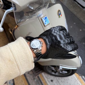 Luxury Python Leather Driving Gloves: Designer Style image 8