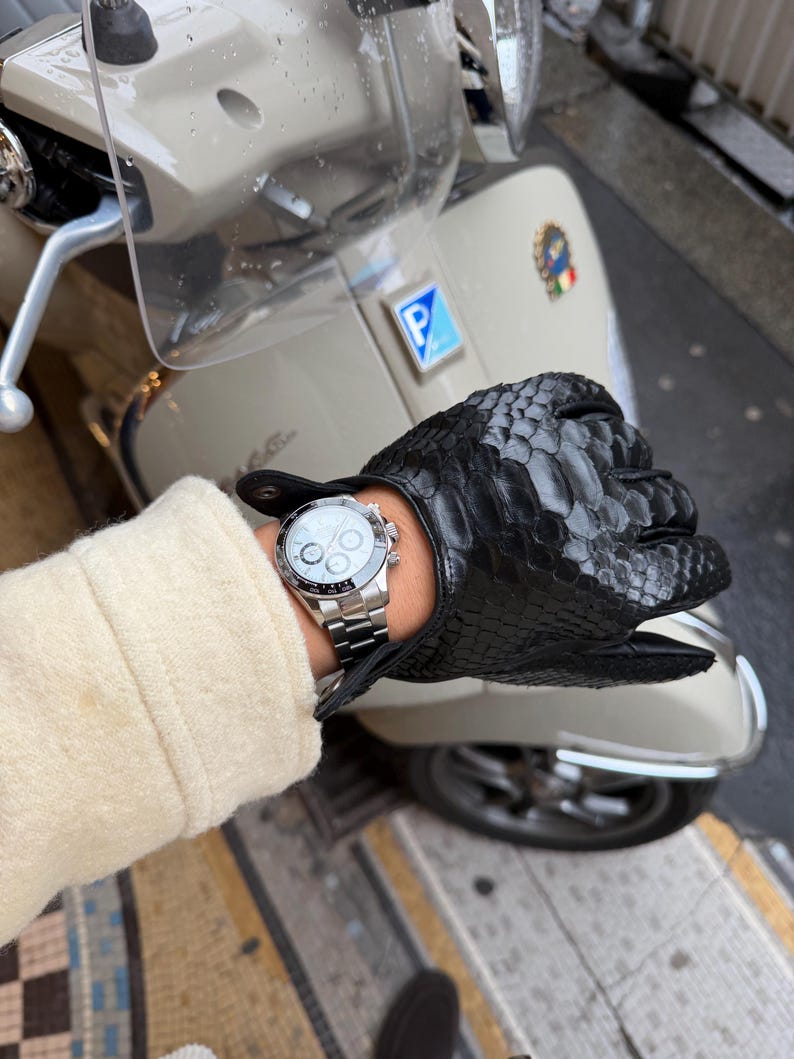 Luxury Python Leather Driving Gloves: Designer Style image 8