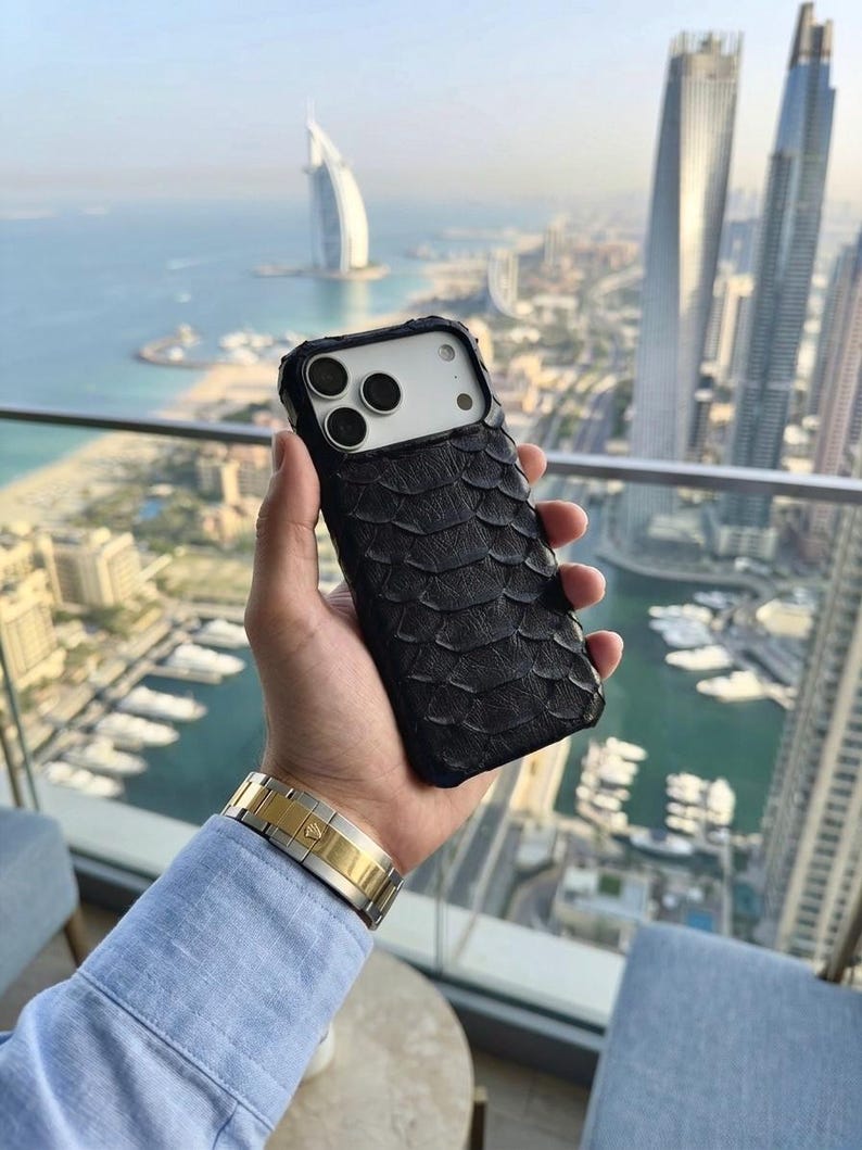 Custodia MagSafe per iPhone 18 Pro Max in Vera Pelle di Pitone