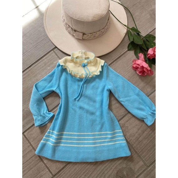 Vintage 1960s/1970s Girls Bright Aqua Retro Mini K