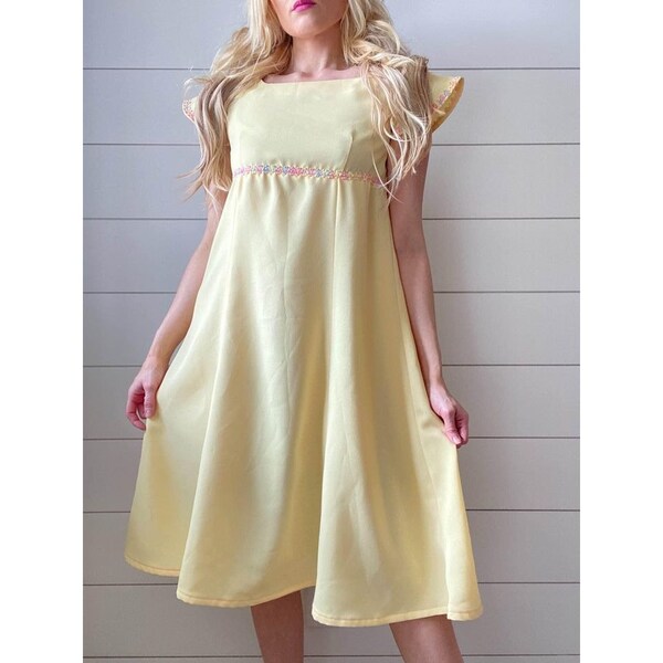 Sunny Yellow Babydoll Style 1970s Polyester Knit DayDress