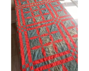 Trapunta patchwork antica/vintage verde foresta con motivo rosso brillante - ferita, si prega di leggere