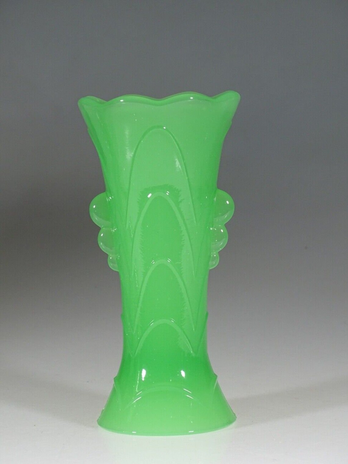 Beautiful Vintage Art Deco Jadeite Jadite Vase Jadeite Vase Jadite Etsy