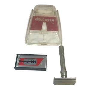 1962 Gillette Slim Adjustable Safety Razor Set Schick Super Chromium Blades Case