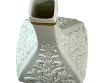 ゴールドトリムのバロックホワイト、ローゼンタール スタジオ ライン