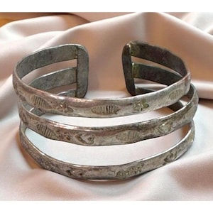 Vintage Heiroglyfer Fisk Strand Handgjort Silver Split Manschettarmband Hamrat