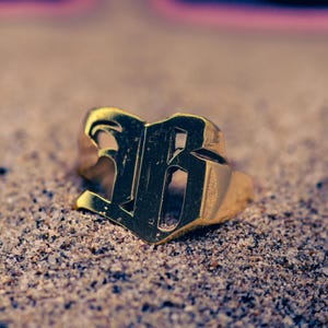 Anillo QB - LETRA B "QualiB" en Bronce - Personalizado, Hecho a mano